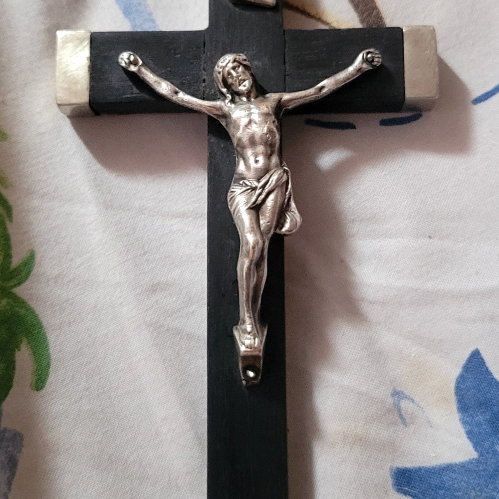 Vintage Silver and Black Crucifix Pendant